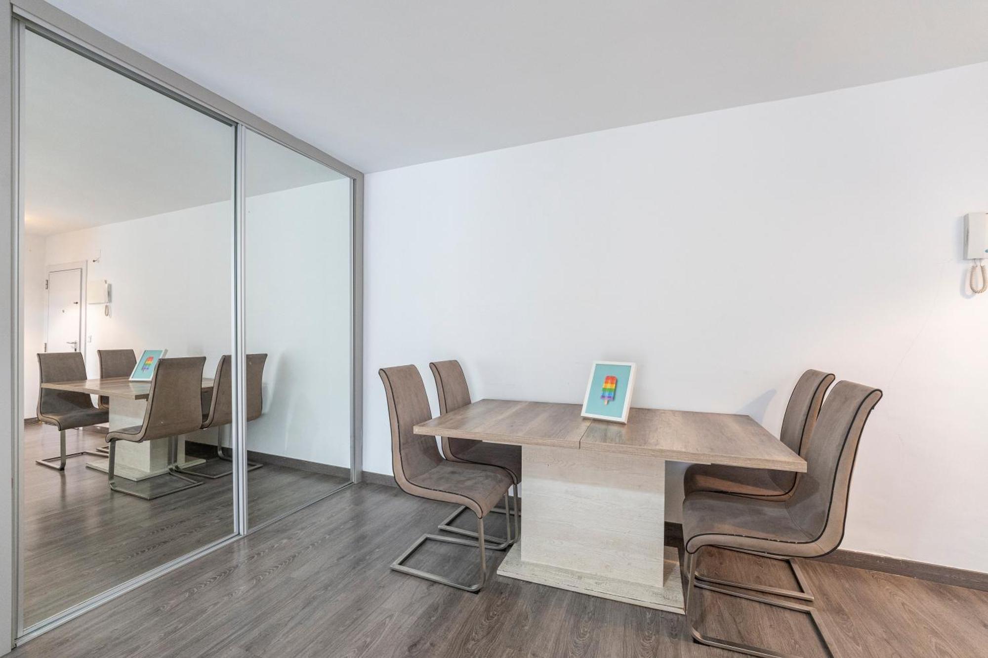 Apartament Ludy'S Vialia Center Málaga Exterior foto